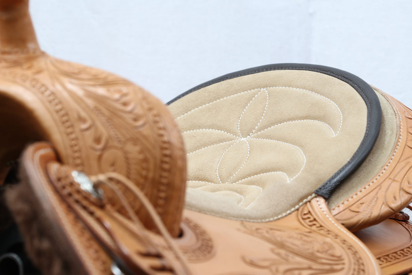 EDIX Oakley treeless Western saddle