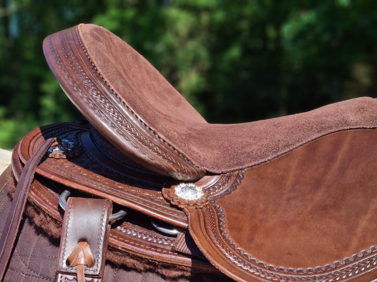 EDIX Django treeless Western saddle